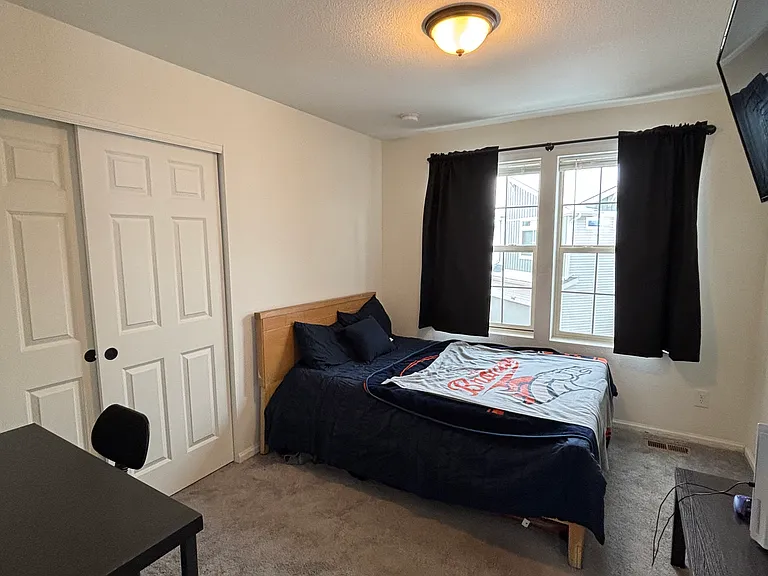 10054 Zeno St — Photo 11