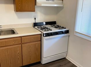 2110 Gabriel Ave APT 2, Zion, IL 60099