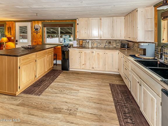 4th image of 220 S Granite Bay Rd