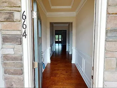 664 Scarlet Baby Dr — Photo 9