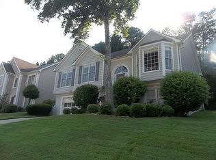 662 Overlook Wood Way #UPSTAIRS, Lawrenceville, GA 30043