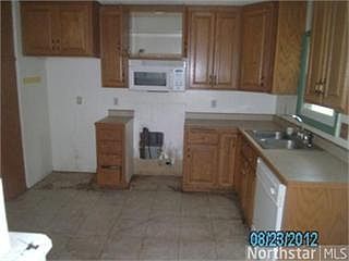 5th image of 1712 143rd Ave NE