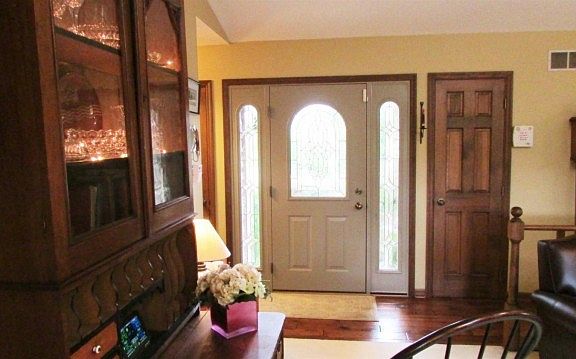4th image of 7480 Amy Beth Ct