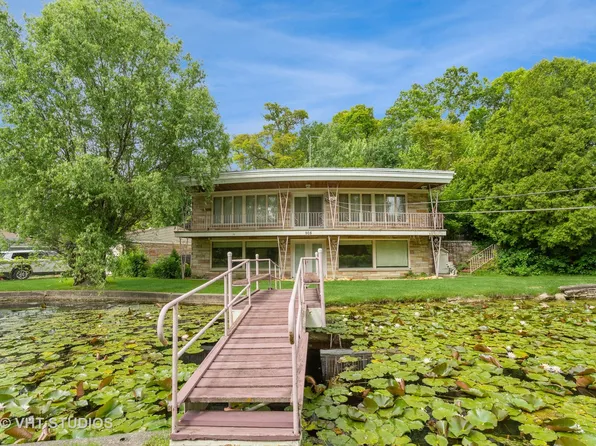 908 Getty St, Elgin, IL 60120