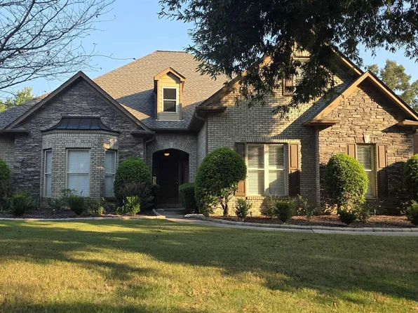549 Park Lake Ln, Helena, AL 35080
