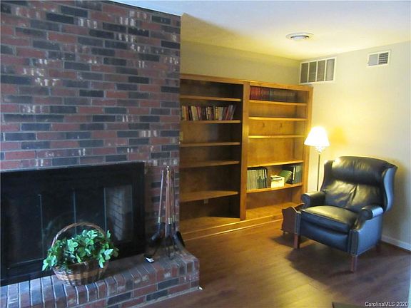 4th image of 2629 Us Highway 70 E APT A1