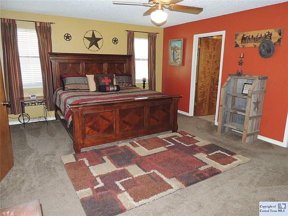 4th image of 1645 Oak Mdws