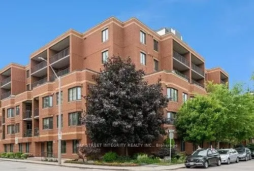 47 Caroline St N Photo 1