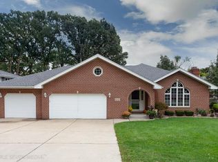 11243 S Worth Ave, Worth, IL