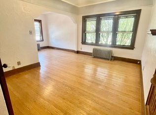 4757 S Lake Dr #8, Cudahy, WI 53110