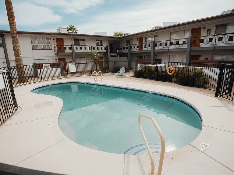The Cosmo Apartments — Photo 16