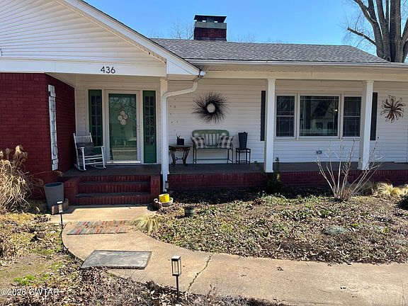 2nd image of 436 Main St