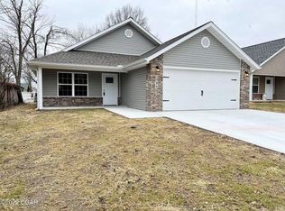 1502 Roosevelt Ave, Joplin, MO 64801