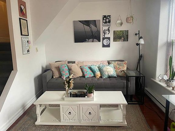 4th image of 1-93 King St E #95