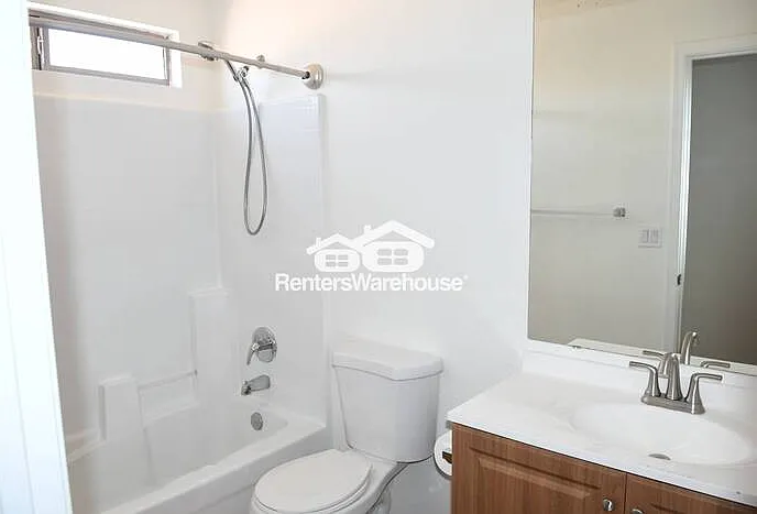 10426 W Oregon Ave — Photo 13