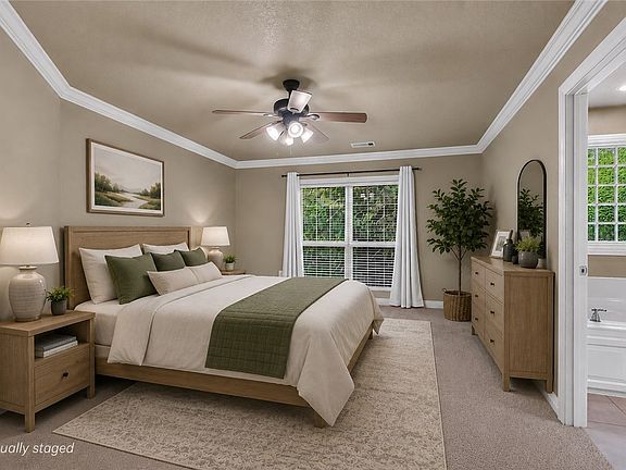 3rd image of 2572 E Turtle Creek Dr