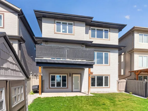 4225 Charles Clos SW, Edmonton, AB T6W 0Z5