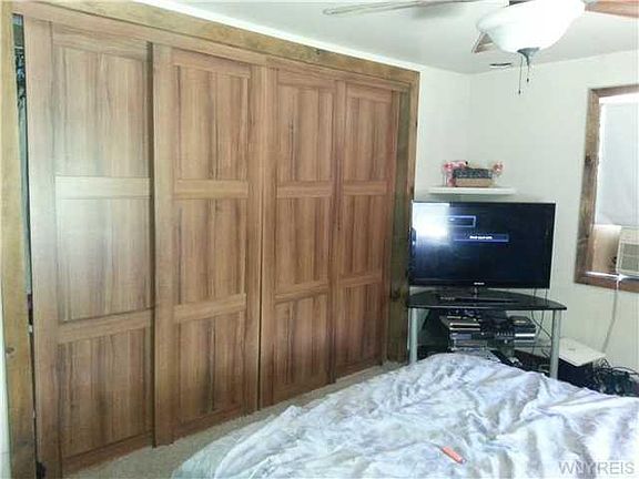 4th image of 7039 Woodcliff Dr