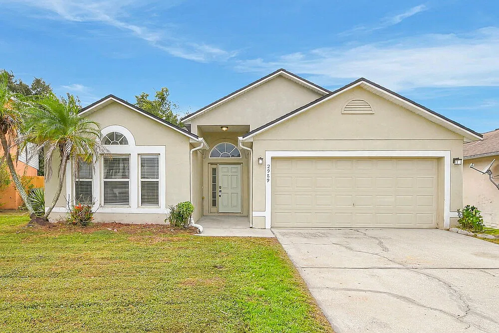 4 bed, 2.0 bath, 1854 sqft, $2,350 — Photo 1