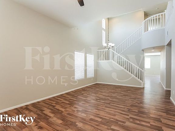 3rd image of 5440 Stone Lagoon St