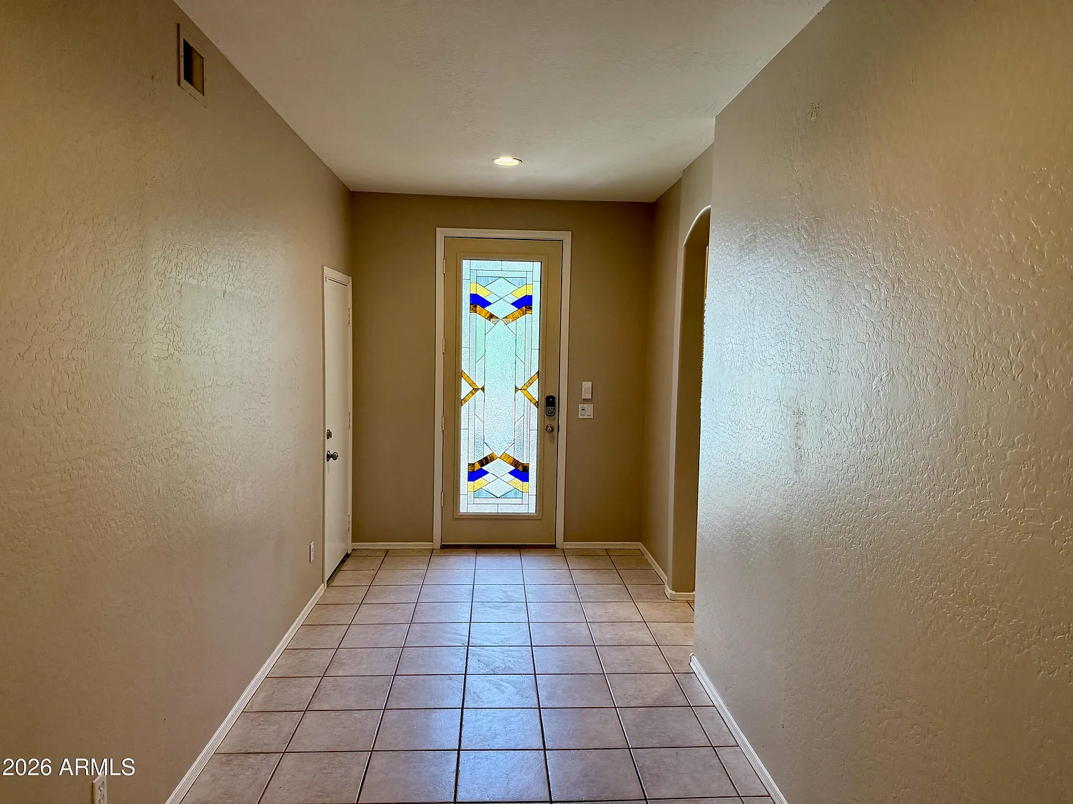 4 bed, 2.0 bath, 2105 sqft, $3,000 — Photo 3