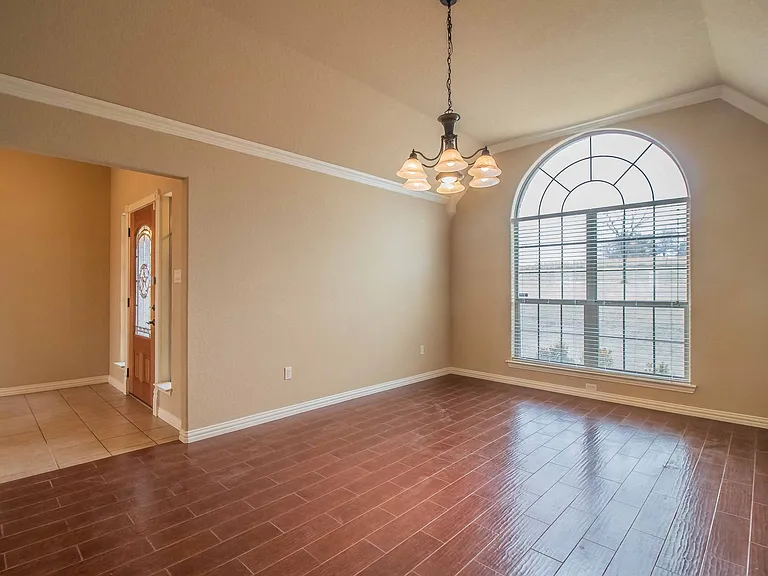 5957 Stacy Ln — Photo 11