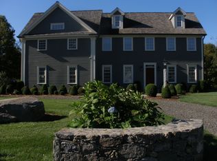 48 Old Meadow Rd, Woodbury, CT 06798