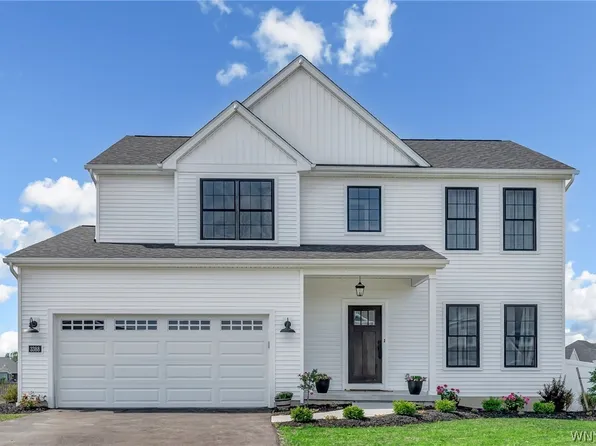 3388 Cedar Valley Way, Hamburg, NY 14075