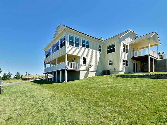 2nd image of 202 Woodridge Ct