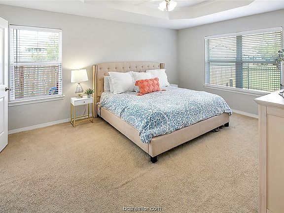 5th image of 2816 Horseback Dr