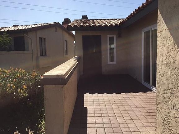3rd image of 6939 Camino Degrazia