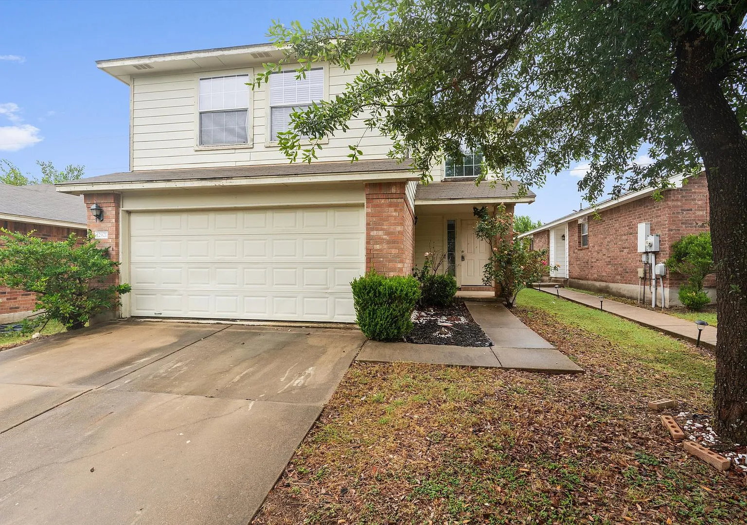 Wonderful Four Bedroom Home in Manor, TX — Photo 2