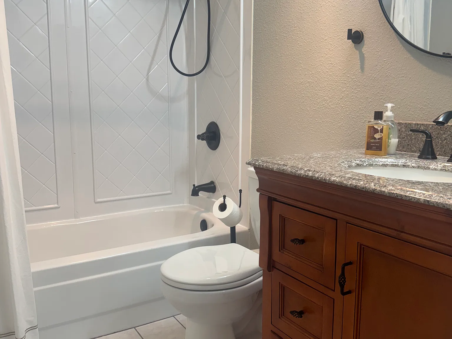 2 bed, 1150 sqft, $2,400 — Photo 4
