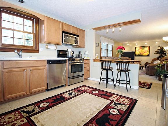 5th image of 3268 Rossbury Ct