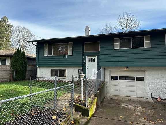 2nd image of 11526 SE Linwood Ave