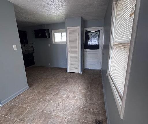 4th image of 1500 Northridge Rd