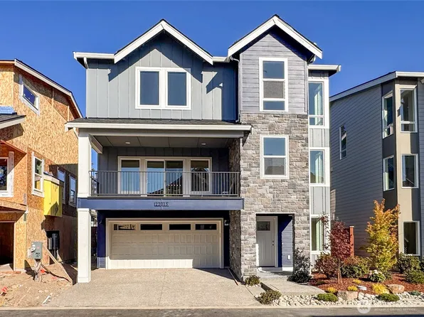 22015 81st Place W, Edmonds, WA 98026