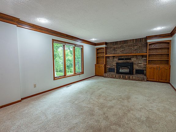 5th image of 4511 S Harvard Avenue