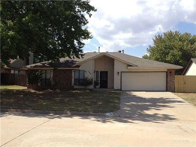 1st image of 125 Lochwood Ln