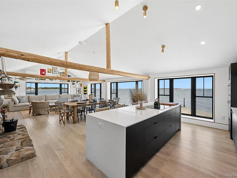 610 Park Ave — Photo 8
