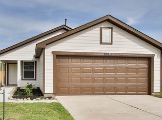 235 Lisa Marie Dr, Angleton, TX 77515