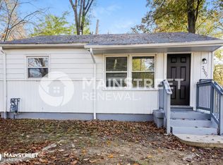 2307 S 37th St, Louisville, KY 40211