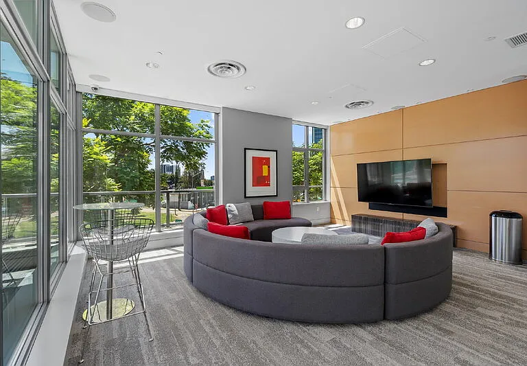 1441 9th Ave #201 — Photo 16