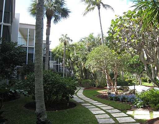 3rd image of 3605 S Ocean Blvd APT C116