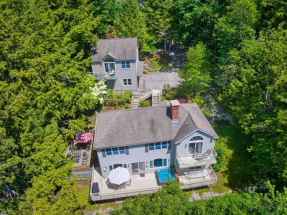 4th image of 32 Highland Avenue