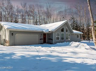 6420 W Commadore Ln, Wasilla, AK 99623