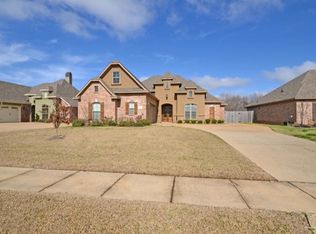 219 Arrowhead Dr, Bossier City, LA 71111