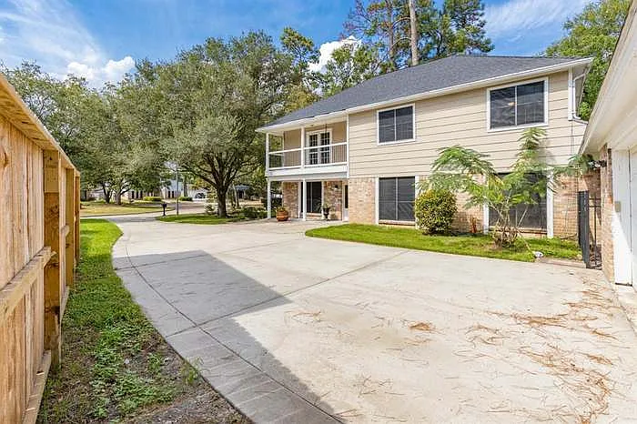 6018 Gnarled Oaks Ct — Photo 3