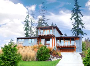 5579 Chris Mar Ln, Freeland, WA 98249
