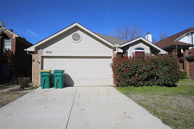 1st image of 1334 Mimosa Ln